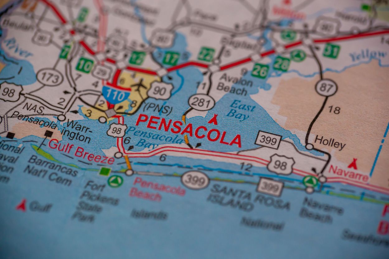 Map view of Pensacola, Florida waterfront and surrounding streets